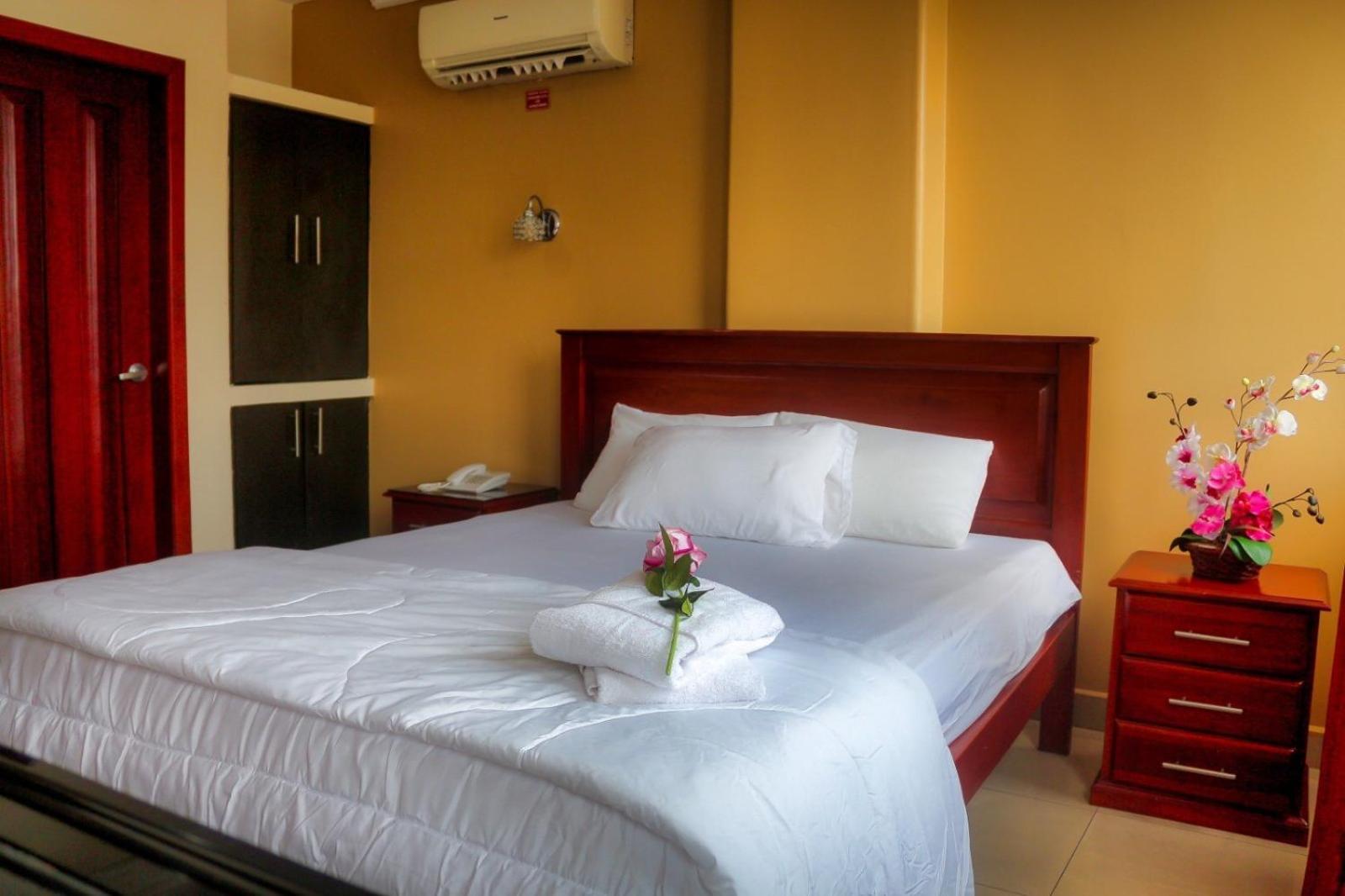 Airport Hotel Guayaquil Buitenkant foto